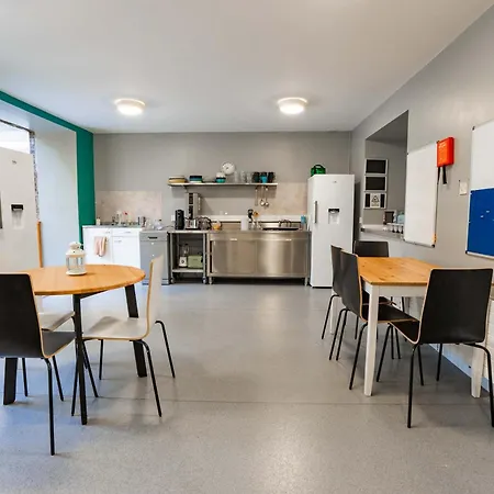 Bright Ensuite On Lower Baggot Dublin