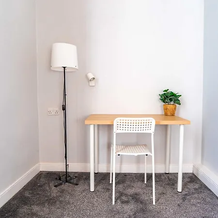 Nyaraló Ensuite For 2 In The Heart Of Georgian